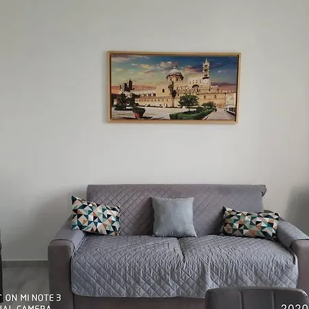 Home Sweet Home Appartamento Ricco Di Comfort-2